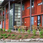 Haltia Nature Boutique & Glamping אספו