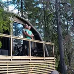 Haltia Nature Boutique & Glamping 4* אספו